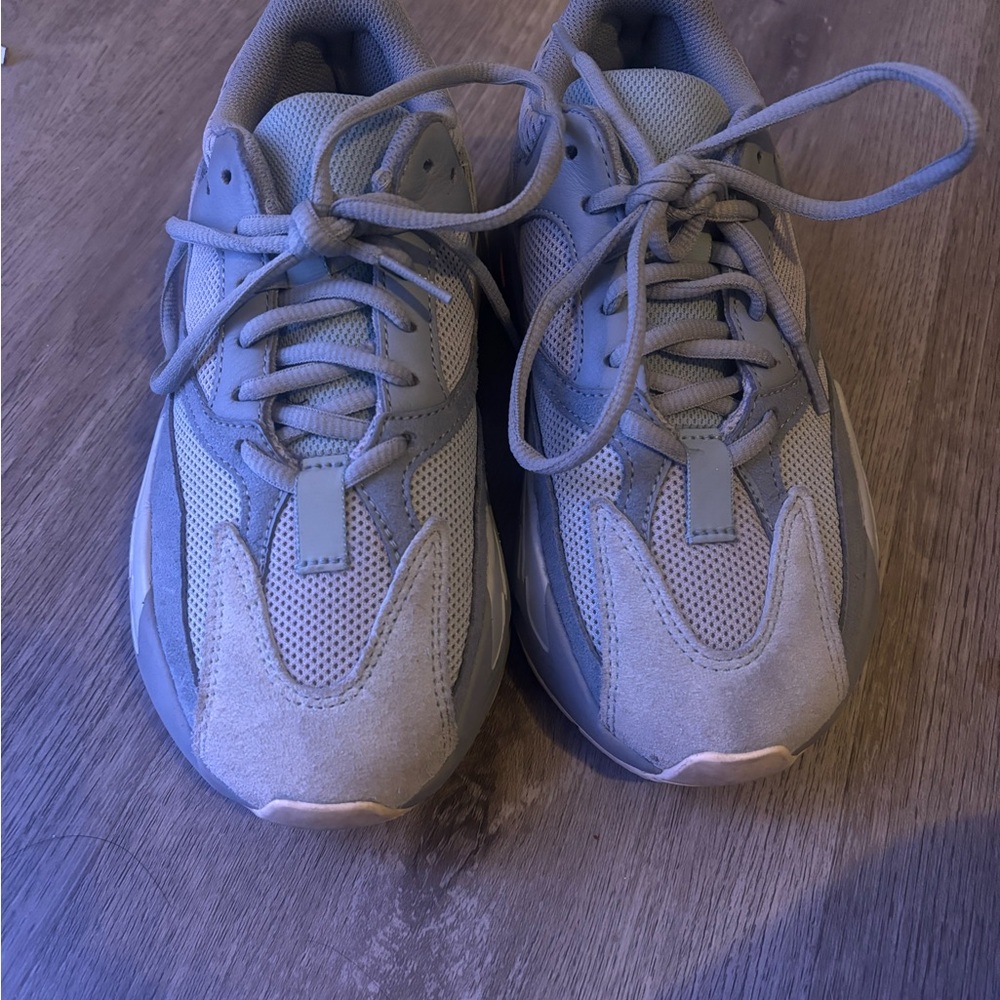 Yeezy Kids Sneakers in Gray and Cream
